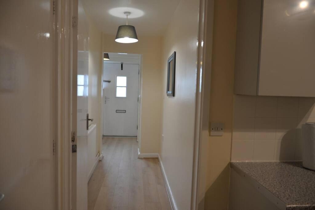 London 4 Bedroom House Exteriör bild
